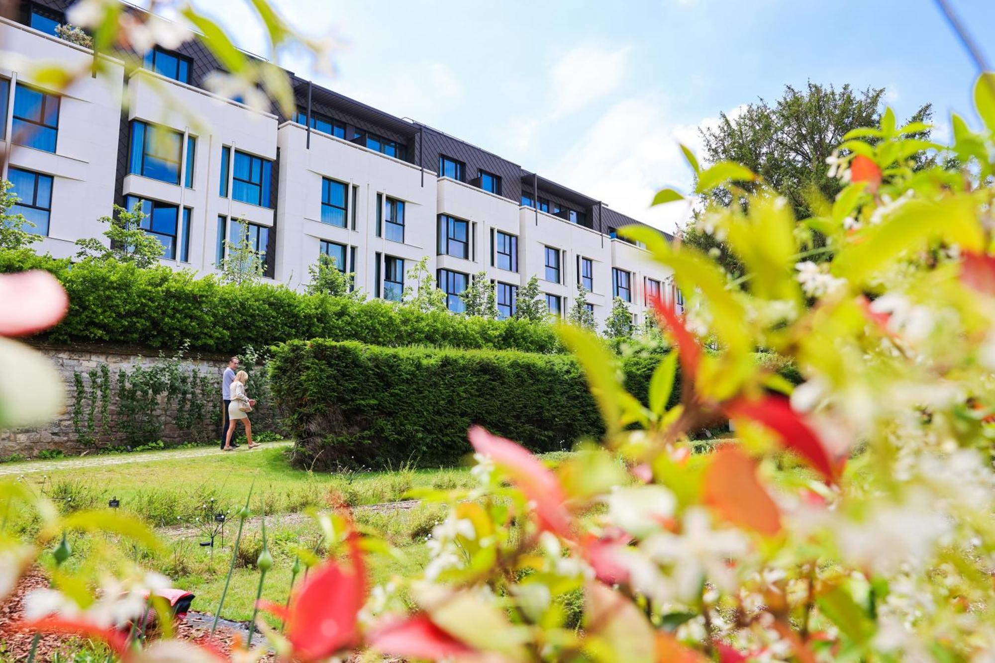 Domaine De La Reine Margot Paris-Issy - Mgallery Collection Issy-les-Moulineaux Exterior foto