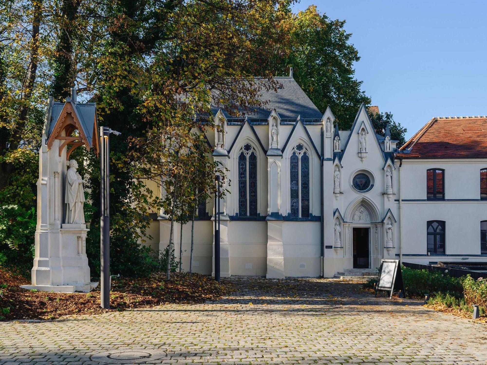 Domaine De La Reine Margot Paris-Issy - Mgallery Collection Issy-les-Moulineaux Exterior foto