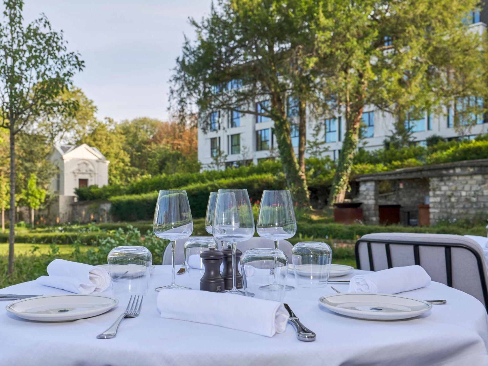 Domaine De La Reine Margot Paris-Issy - Mgallery Collection Issy-les-Moulineaux Exterior foto